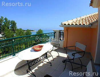 Andreolas Luxury Suites 9